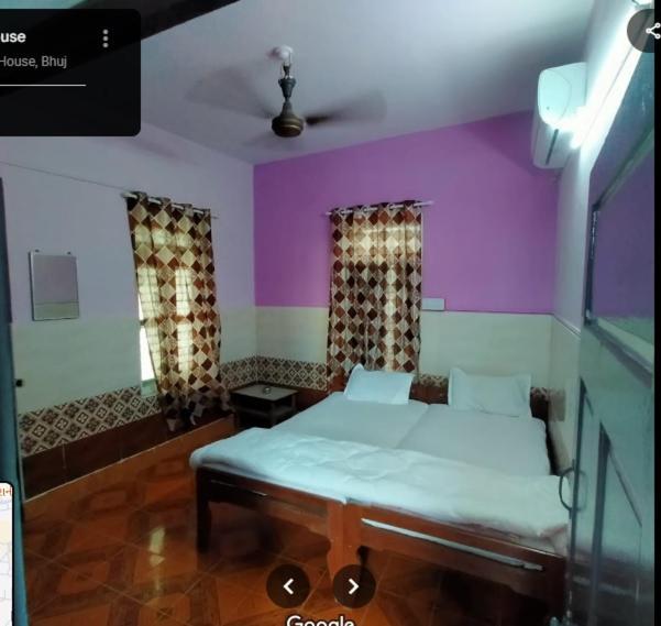 City Guest House Bhuj Buitenkant foto